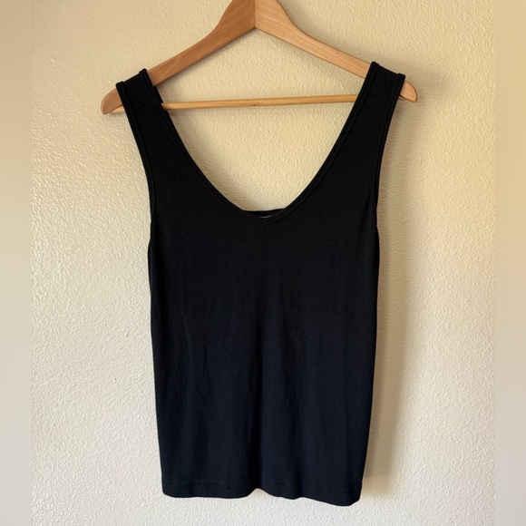 CABi Busy Ribbed Tank - Picture 2 of 5